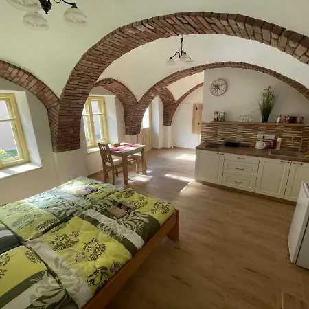 Borovanske Baroko 4*