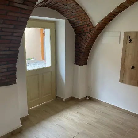 Borovanske Baroko Гостевой дом 4*